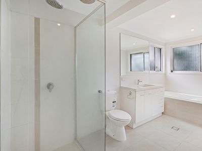Room 1 / 188 Old Cleveland Road, Coorparoo