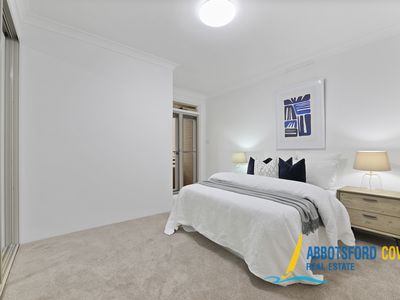 10 / 1 Blackwall Point Road, Abbotsford