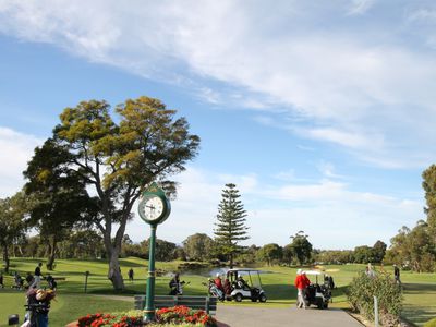 11 Fairway, Yokine