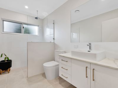 207a Greenslopes Street, Edge Hill