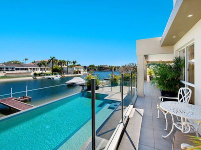 343 Monaco Street, Broadbeach Waters