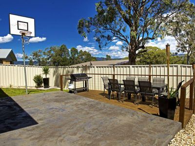 2 / 53 Cabernet Drive, Dapto