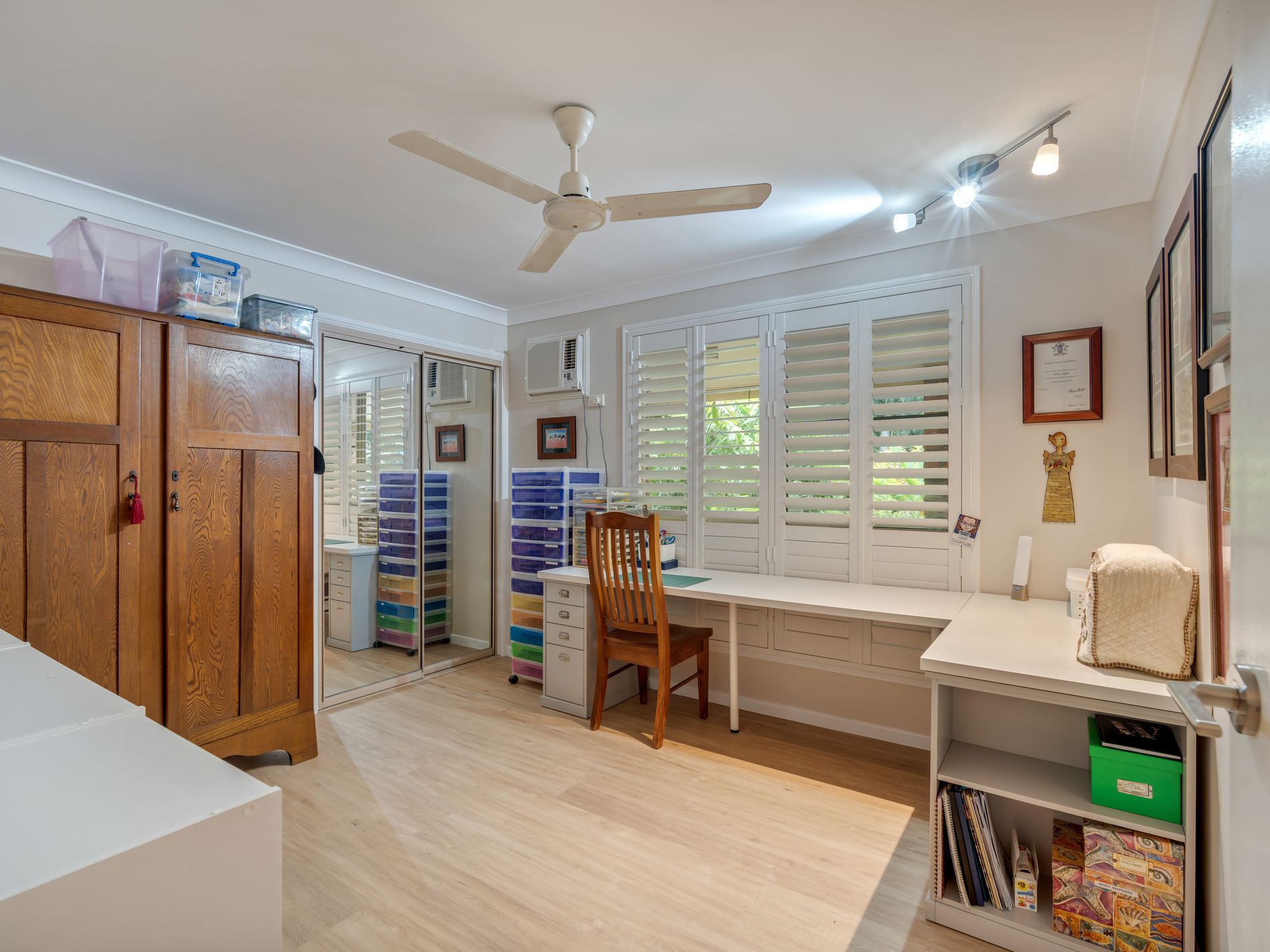 83 Gibraltar Road, Rangewood