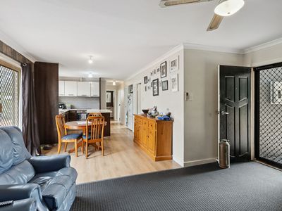 11 Barlow Court, Lockridge