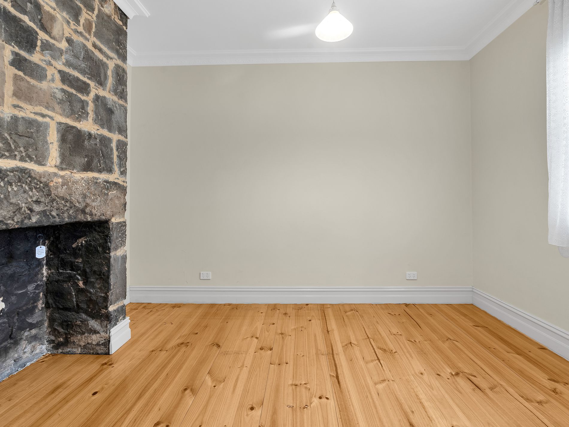 135 Douglas Parade, Williamstown