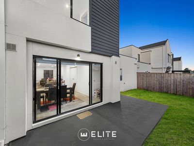 35 Graziers Crescent, Clyde North