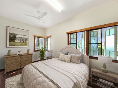 21 Holm Street, Atherton