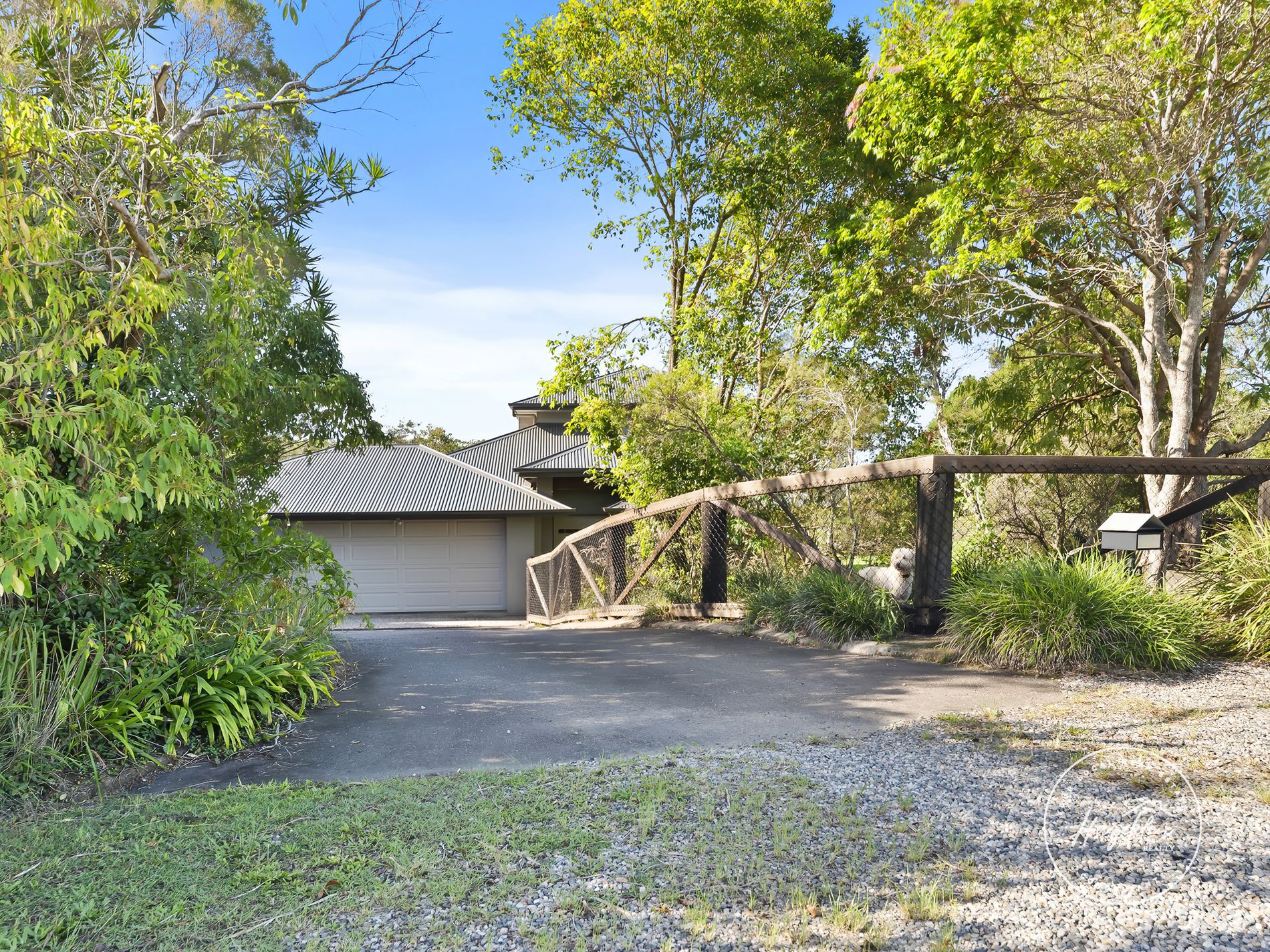 114 Pikes Road, Glass House Mountains