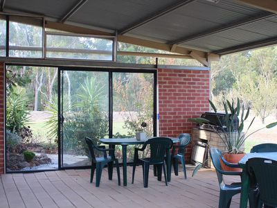 6523 Swan Hill Road, Moulamein