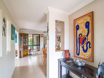8 McIntyre Court, Urraween