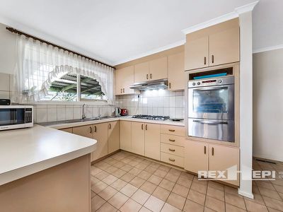 14 Munro Close, Hampton Park