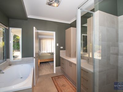 175 Peace Street, Shadforth