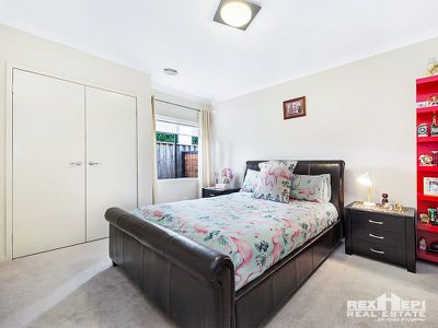8 Baddeley Circuit, Cranbourne North