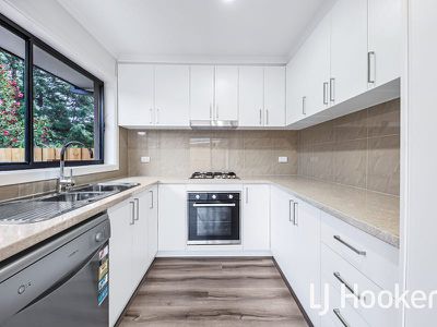1 / 36 Chomley Street, Cranbourne
