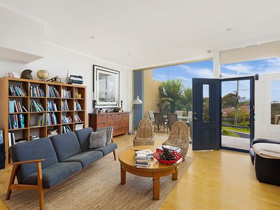 5 / 10 Marine Drive, Narooma