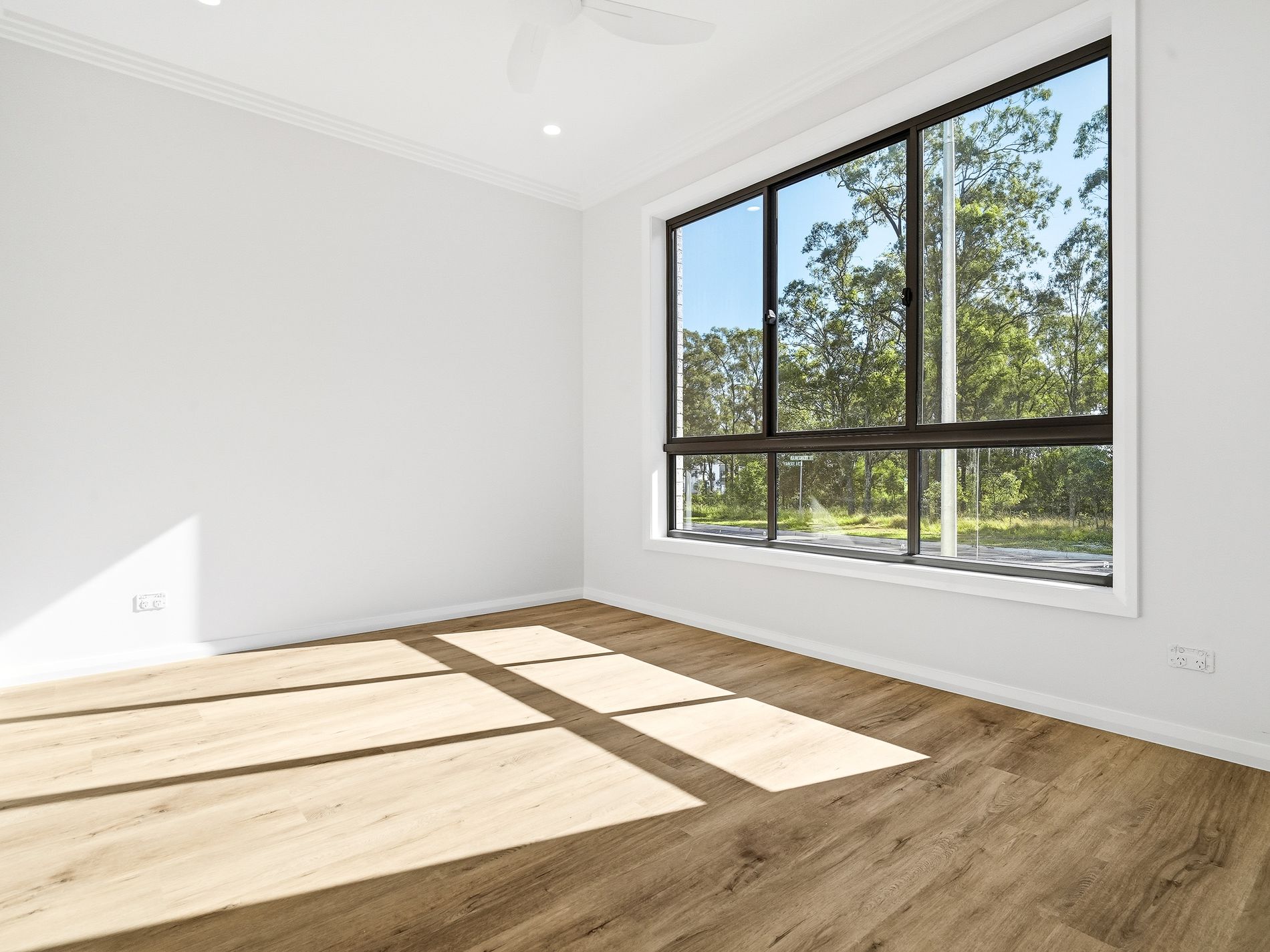 26 Rainforest Street , Box Hill