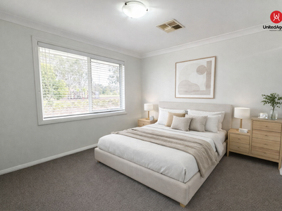 36 Truscott Avenue, Middleton Grange