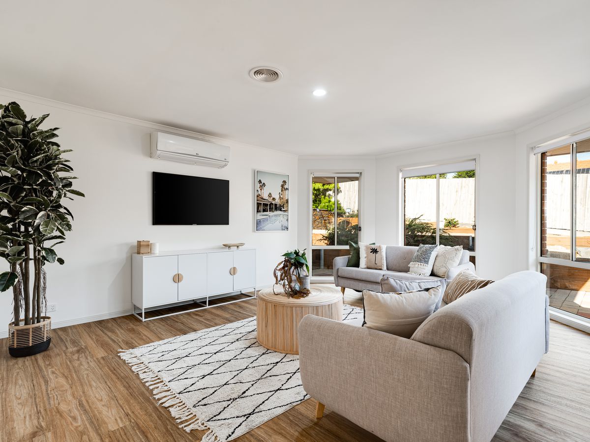 27 Fieldstone Boulevard, Beaconsfield