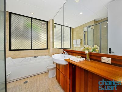 2 / 7 Marathon Mews, Darling Point