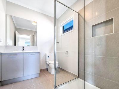 6 Navigation Road, Tarneit
