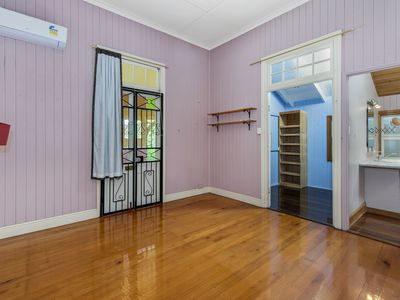 5 The Avenue, Hermit Park