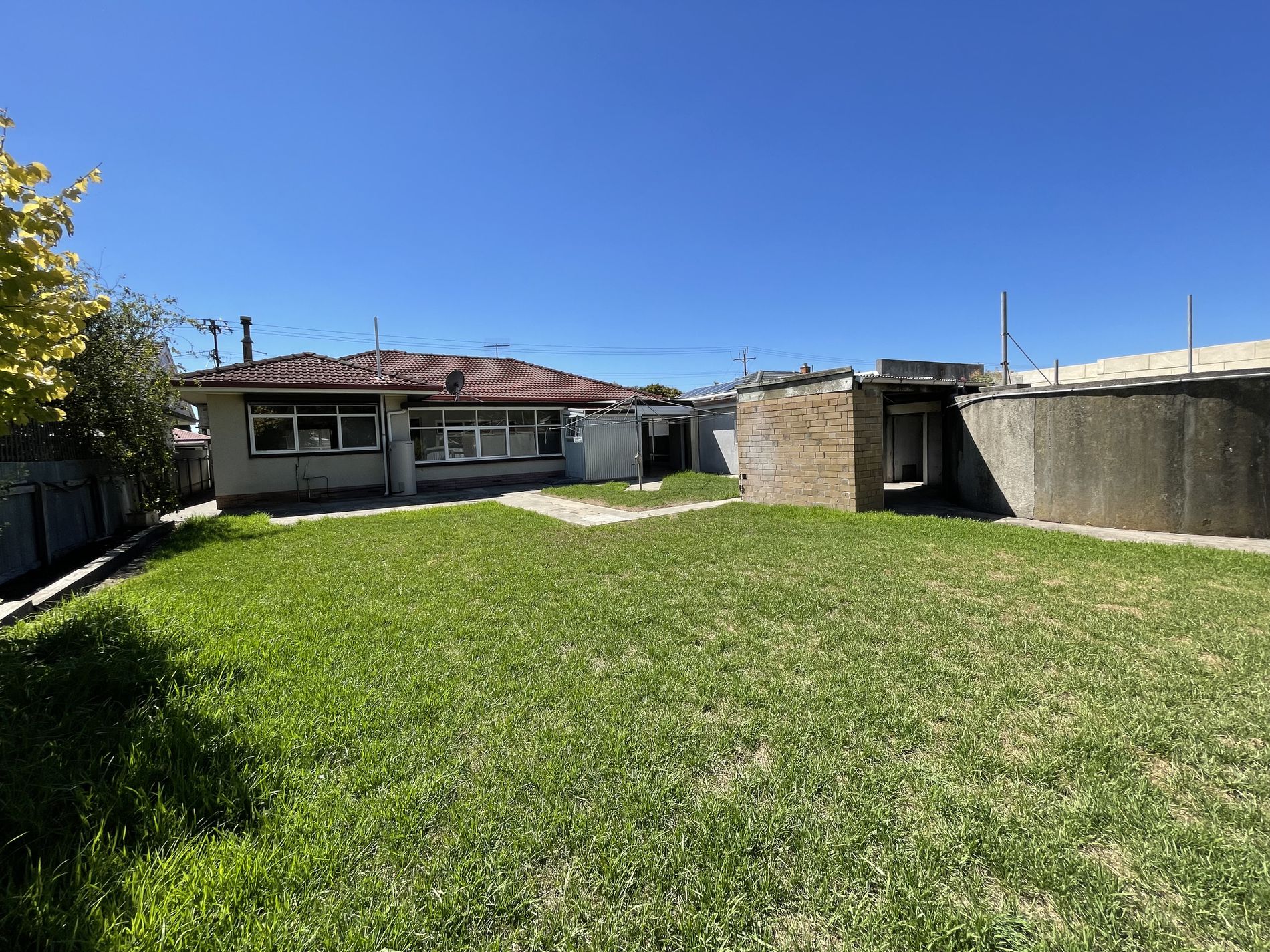 12 English Drive, Millicent