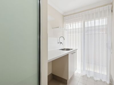 4 Arinto Court, Caversham