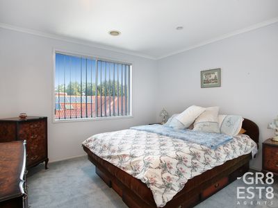 284 Ormond Rd, Narre Warren South