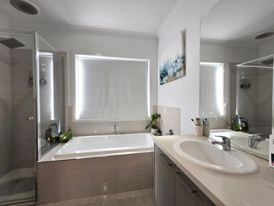 37 Anniversary Avenue, Wyndham Vale