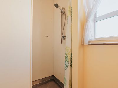 1 / 14 Chaucer Street, Milton