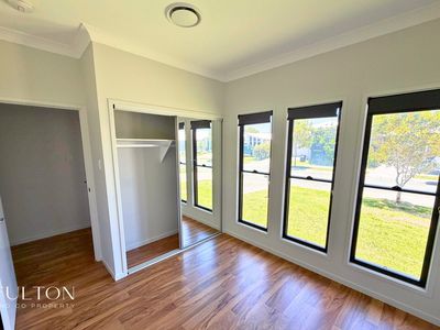 35 Wood Crescent, Baringa