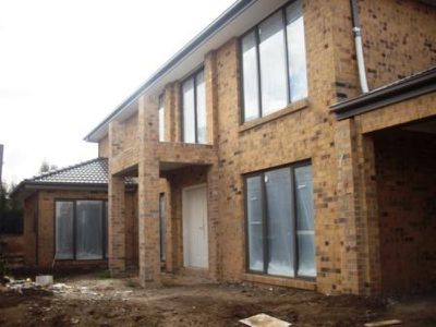 8 MORNMOOT COURT, Hallam