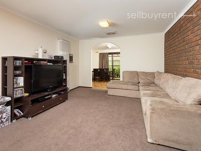 2 / 7 BURNS COURT, Wodonga