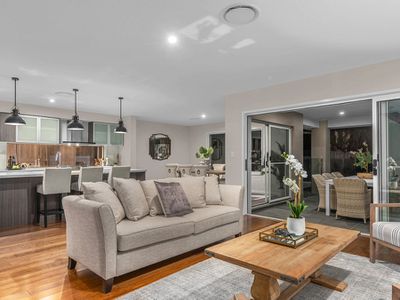 14 Warren Street, Wakerley