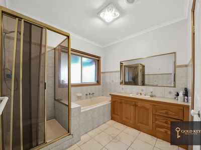 149-159 Westcott Parade, Rockbank