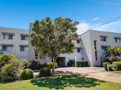 1 / 8 Victor Street, Alexandra Headland