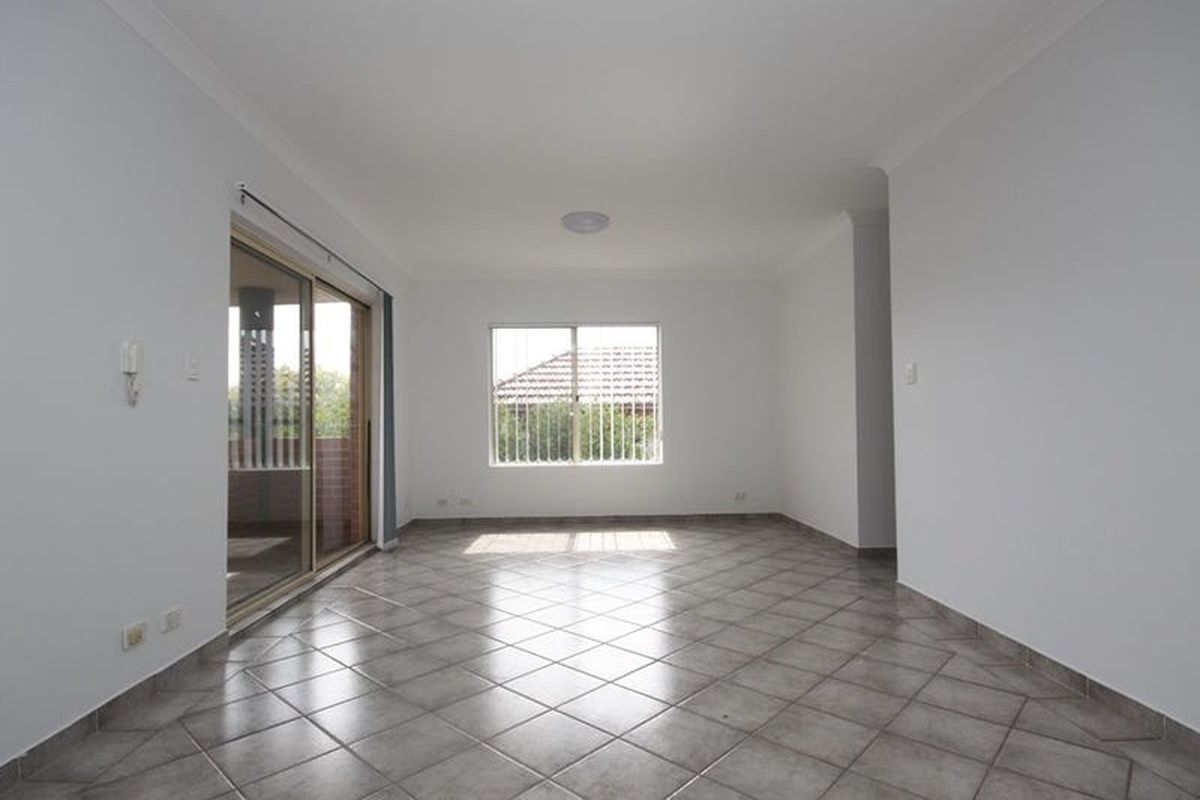 8 / 349 Old Canterbury Road, Dulwich Hill