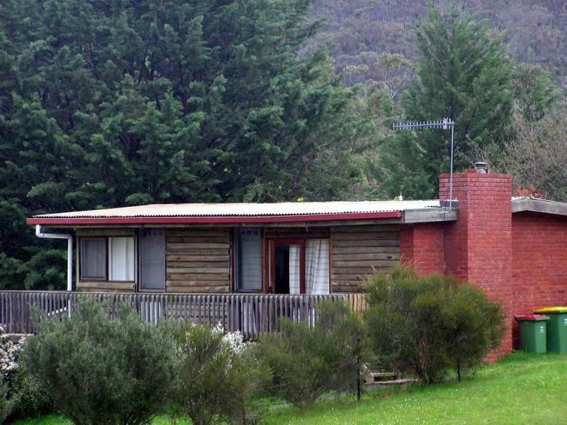 12 Village Way, Macs Cove