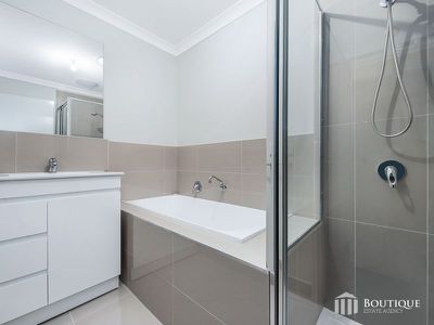 11 Maywood Street, Pakenham
