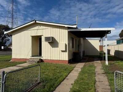 19 BROUGHAM STREET, Moulamein