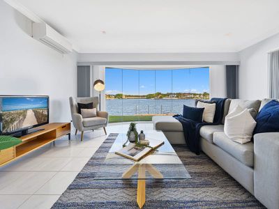 9 Parkwater Point, Helensvale