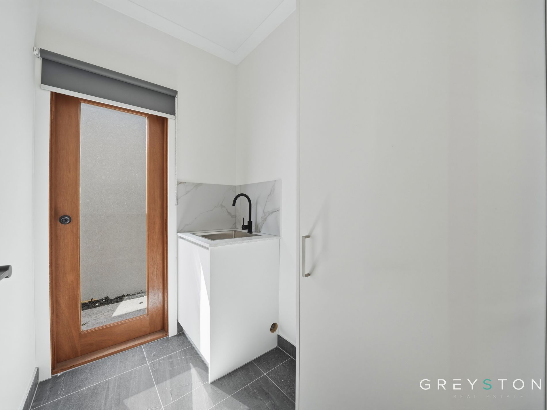 26 Pine Cone Walk, Fraser Rise