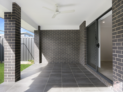 34 Bradman Drive, Woongarrah