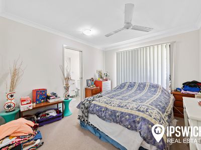 2 / 2 Osprey Court, Lowood