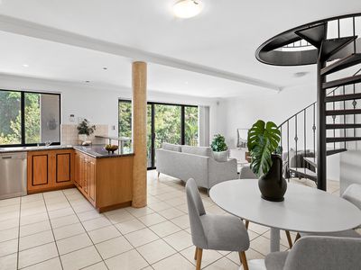 4 / 142 Palmerston Street, Perth