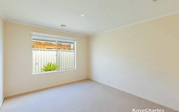 14 Latrobe Avenue, Pakenham