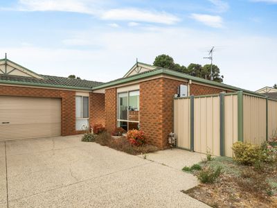 3 Trixia Place, Leopold