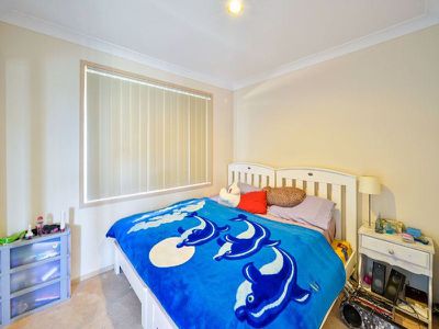 12 The Cascades, Mount Annan