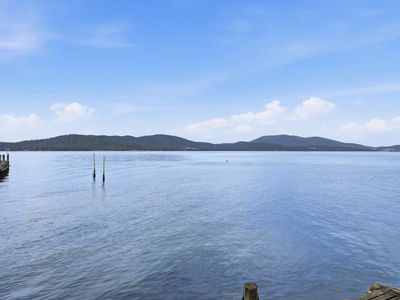 4645 Channel Highway, Gordon