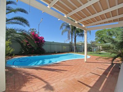 9 Dart Street, Boulder